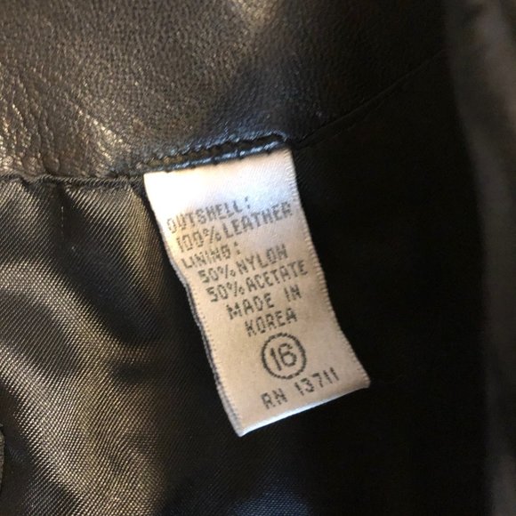 Lord and Taylor Woman's leather zipper jacket - Picture 2 of 4